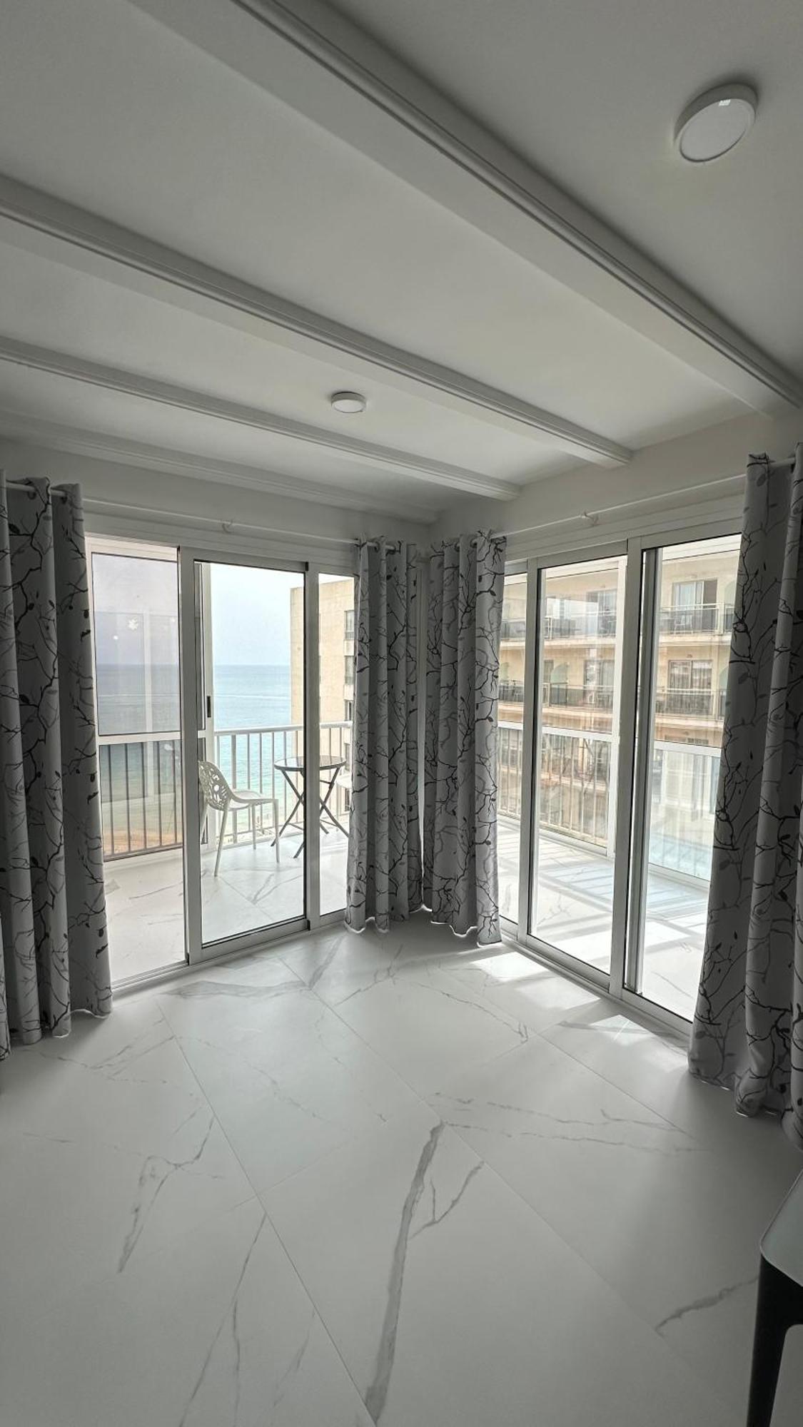 Seaview 2 Bed Apart , 30M From Playa Arenal, Garage Apartment Calpe Exterior photo