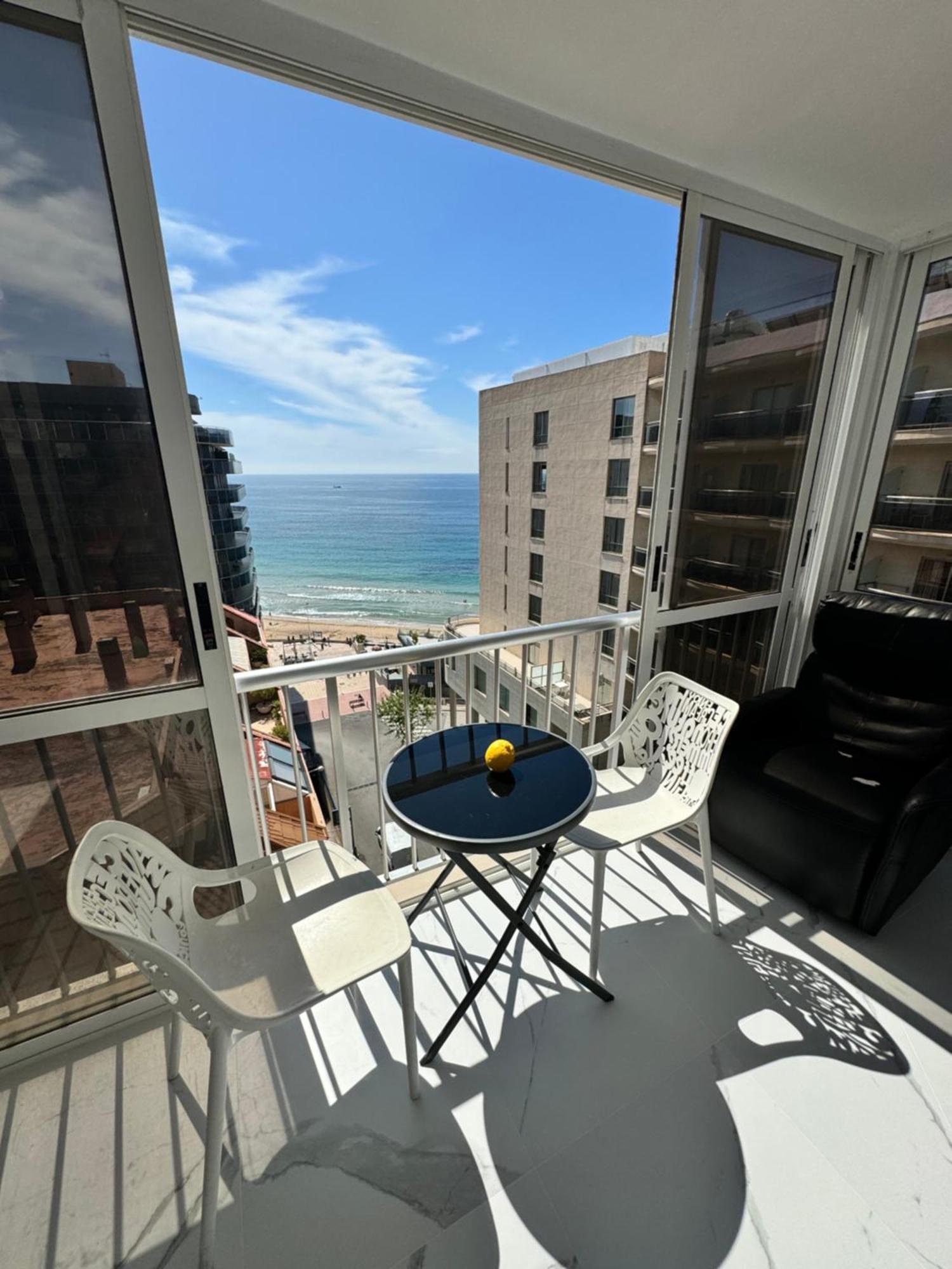 Seaview 2 Bed Apart , 30M From Playa Arenal, Garage Apartment Calpe Exterior photo